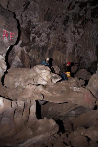 2011022611-14-15-cave